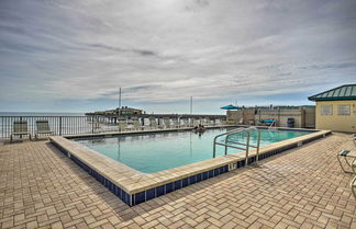 Photo 2 - Ocean-view Condo w/ Balcony on Daytona Beach