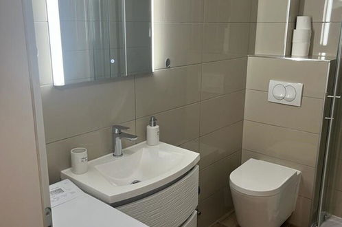 Photo 6 - A1 apt With Balcony and sea View, 3 min to Beach