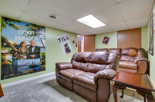 Photo 7 - Renovated Family House: Game Room, Deck & Hot Tub