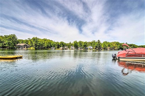 Foto 8 - Northern Michigan Lake House w/ Boat Dock + Kayaks