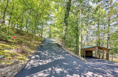 Photo 29 - Serene Lake Hamilton Hideaway w/ Private Dock