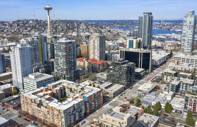 The Corner Nest at Belltown - Foto 29