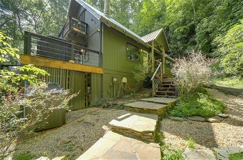 Foto 16 - Sapphire Treehouse Cabin w/ Views, Deck, Fireplace