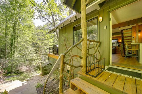 Foto 30 - Sapphire Treehouse Cabin w/ Views, Deck, Fireplace