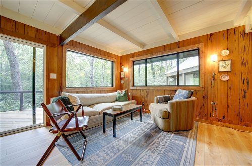 Foto 3 - Sapphire Treehouse Cabin w/ Views, Deck, Fireplace