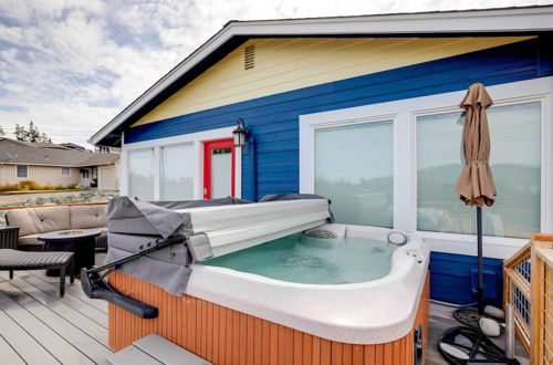 Foto 16 - Dog-friendly Anacortes Retreat w/ Shared Hot Tub