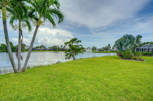 Foto 4 - Sunny Fort Myers Home w/ Heated Pool