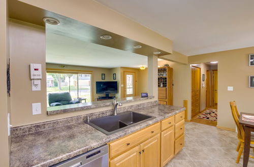 Photo 20 - Green Bay Vacation Rental, Walk to Lambeau Field