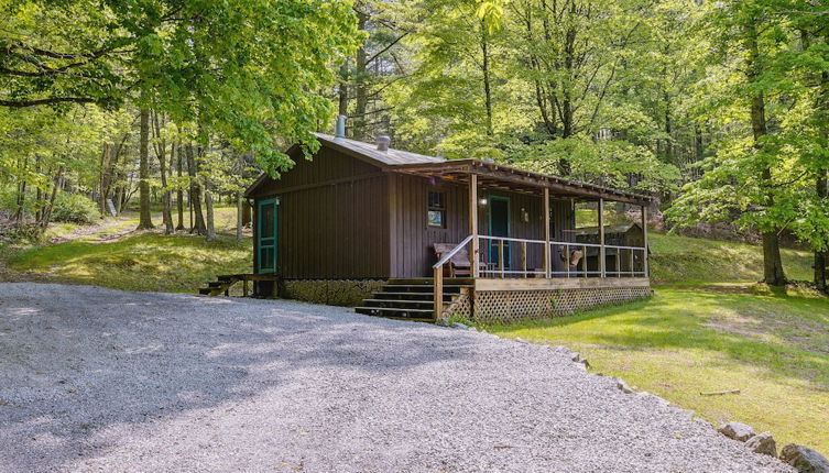 Photo 1 - Cozy Green Bank Cabin ~ 2 Mi to Observatory