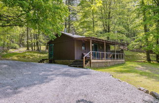 Photo 1 - Cozy Green Bank Cabin ~ 2 Mi to Observatory