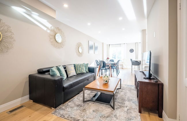 GLOBALSTAY Modern 4Br TH near Green Park - Foto 27
