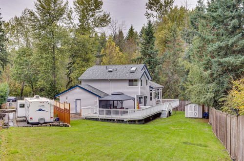 Photo 14 - Spacious Bonney Lake Home w/ Game Room & Gazebo