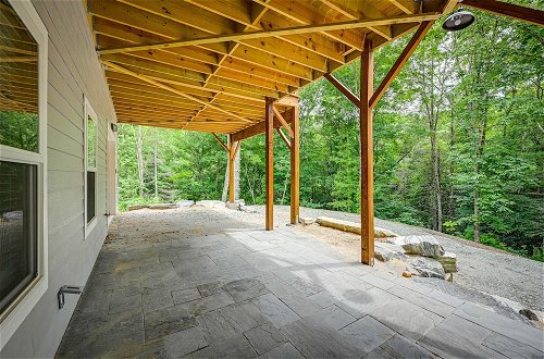 Foto 13 - Glenville Home w/ Large Deck & Forest Views