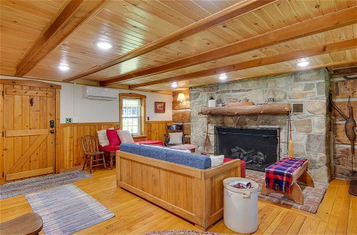 Foto 26 - Historic Morrisdale Area Cabin w/ Deck & Fireplace