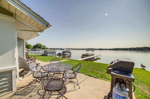 Photo 16 - Quaint Olivet Cabin w/ Patio on Duck Lake