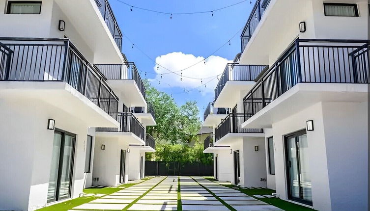 Foto 1 - Townhouse Coconut Grove - Miami