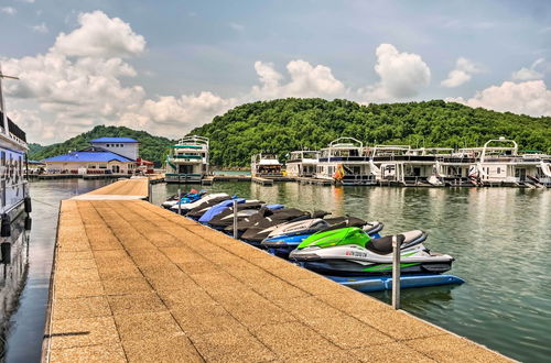 Photo 2 - Center Hill Lake Rental: Steps to Hurricane Marina