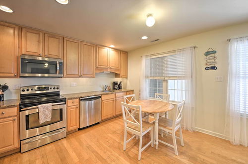 Photo 6 - Cozy Brigantine Condo, Steps to the Ocean