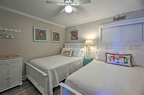 Foto 21 - Soothing Oceanview Condo w/ Direct Beach Access