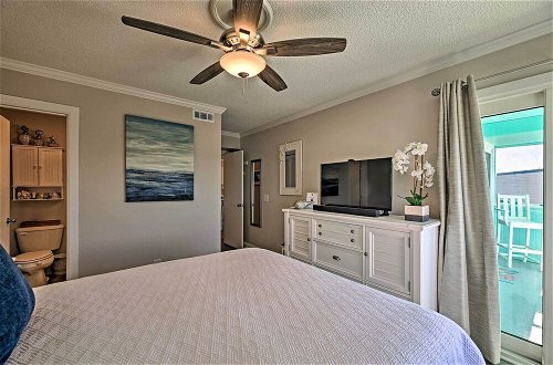 Photo 4 - Soothing Oceanview Condo w/ Direct Beach Access