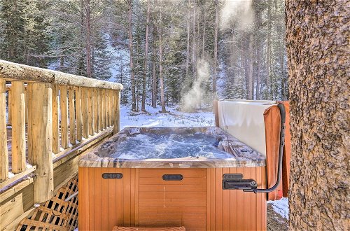 Photo 6 - Rustic Breckenridge Cabin w/ Private Hot Tub