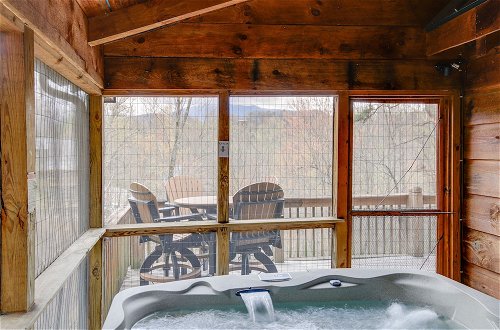 Photo 18 - Smoky Mountains Cabin w/ Hot Tub, Deck & Views