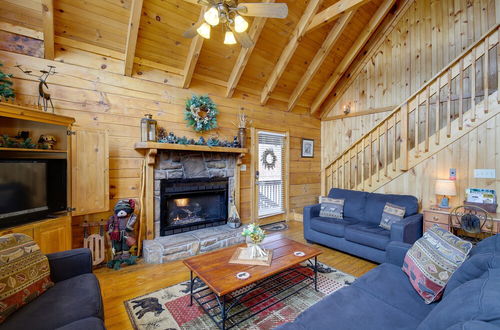 Photo 7 - Smoky Mountains Cabin w/ Hot Tub, Deck & Views