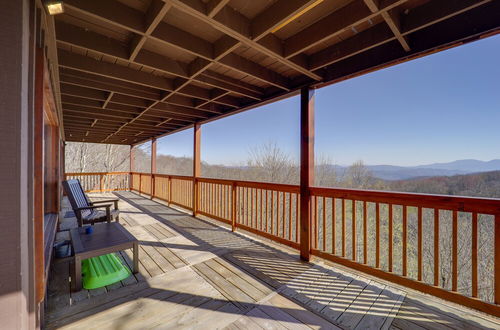 Photo 12 - Elegant Beech Mountain Home w/ Mountain Views