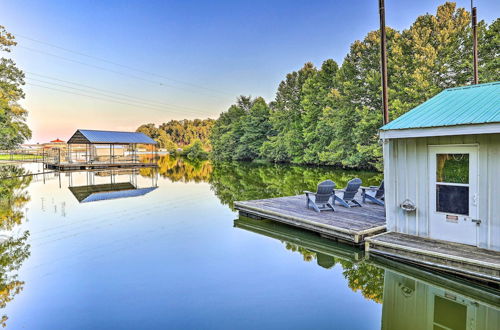 Foto 7 - Luxurious Waterfront Home on Pickwick Lake