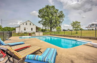 Foto 1 - Charming Berger Apt on 42-acre Farm W/pool Access