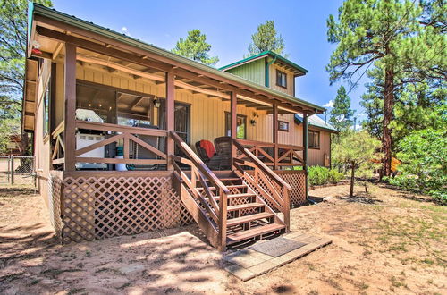 Foto 21 - Woodsy Arizona Cabin w/ Deck, Porch & Grill