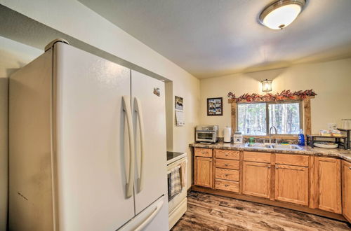 Photo 2 - Peaceful Marquette Cottage w/ Sunroom