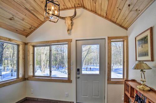 Foto 9 - Peaceful Marquette Cottage w/ Sunroom