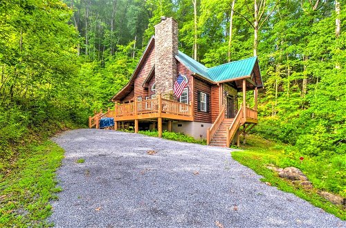 Foto 19 - Serene Smoky Mountains Cabin Near Chatuge Lake