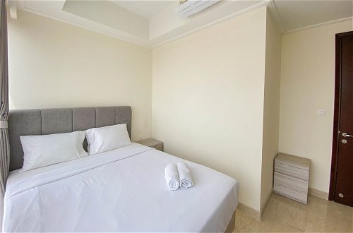 Photo 2 - Nice And Minimalist 2Br At Menteng Park Apartment