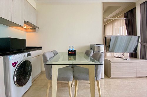 Photo 11 - Nice And Minimalist 2Br At Menteng Park Apartment