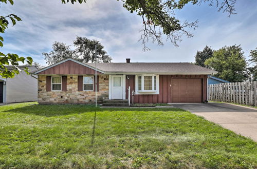 Photo 22 - Glendale Heights Home With Office and Backyard