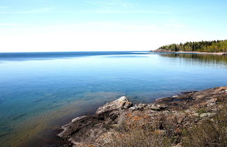 Photo 2 - Cozy Schroeder Studio W/deck on Lake Superior