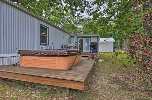 Foto 13 - Private Grove Home w/ Hot Tub, Near Grand Lake