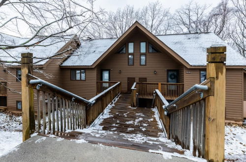 Photo 2 - Wintergreen Mountain Ski Condo