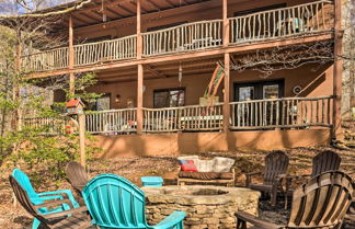 Photo 1 - 'joshuas Lodge' w/ Hot Tub + Mountain Views