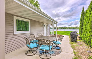 Foto 3 - Cascade Lakefront Home: Boat Dock, Fire Pit