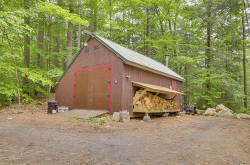 Foto 32 - Lakefront Hartford Cabin w/ Canoe & Boat Ramp