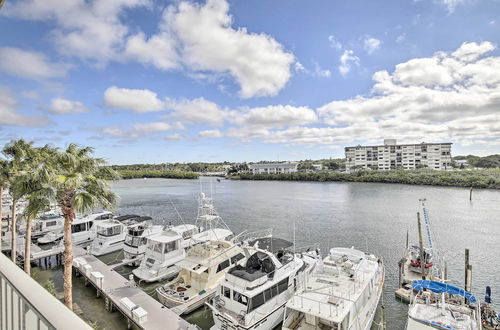 Photo 10 - Waterfront Condo w/ Water Park, Walk to the Beach