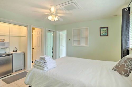 Foto 14 - Pet-friendly Jensen Beach Gem - 3 Mi to Ocean