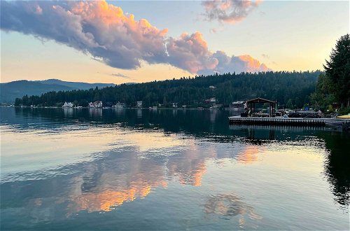 Foto 25 - Peaceful Lakeside Retreat w/ Deck & Amazing Views