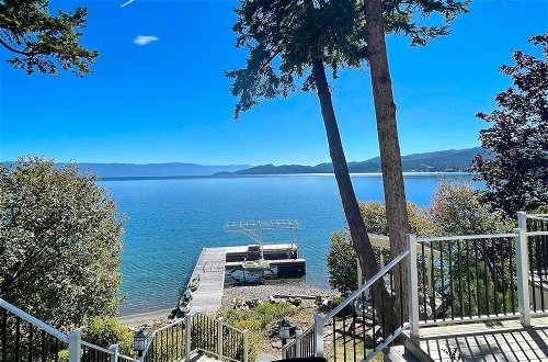 Foto 13 - Peaceful Lakeside Retreat w/ Deck & Amazing Views