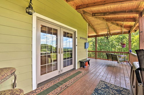 Photo 25 - Charming Galax Retreat w/ Wraparound Deck