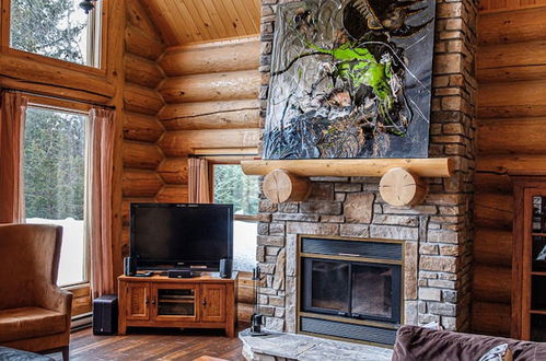 Photo 16 - Executive Plus 52 - Beautiful Spacious log Home With Private hot tub Pool