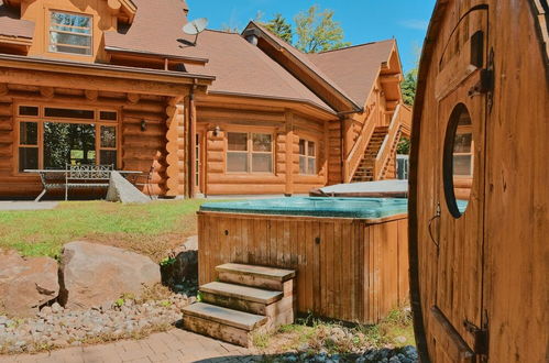 Foto 6 - Executive Plus 52 - Beautiful Spacious log Home With Private hot tub Pool